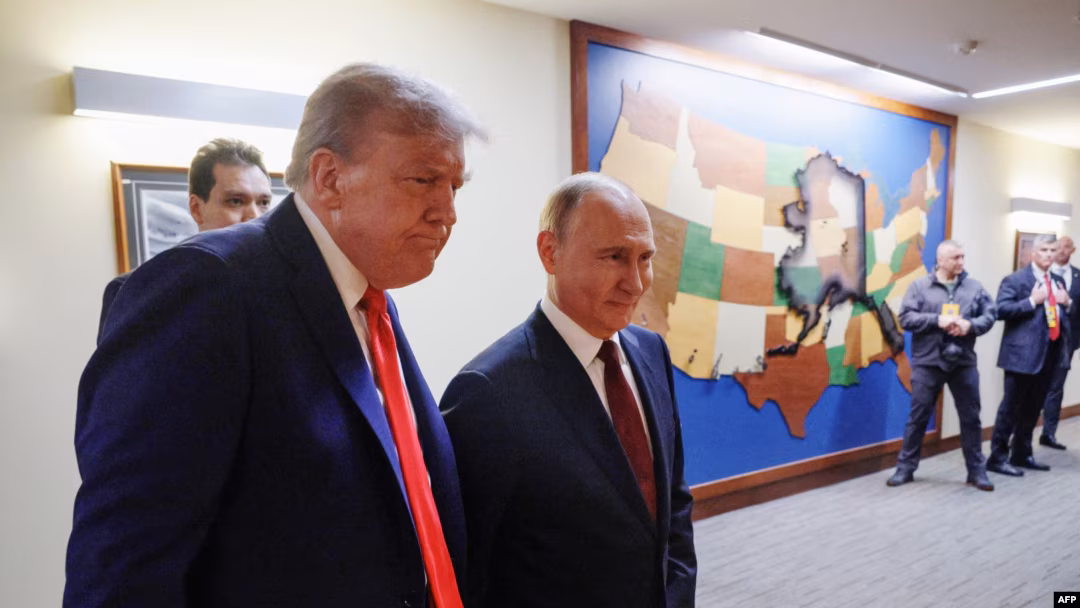 Трамп планує тристоронній саміт із Зеленським і Путіним: деталі ініціативи та позиції сторін