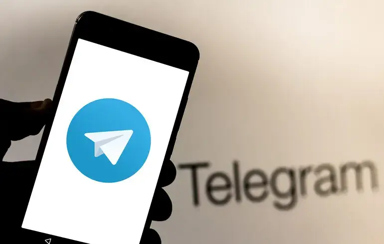 Російські боти у Telegram підбурюють українців до підпалів військкоматів